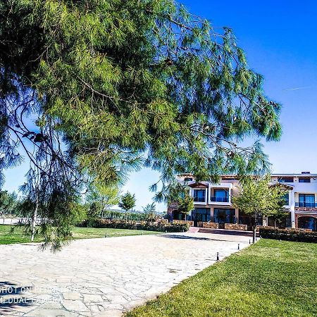Elia Apartments - Nea Triglia Beach Nea Plagia Bagian luar foto