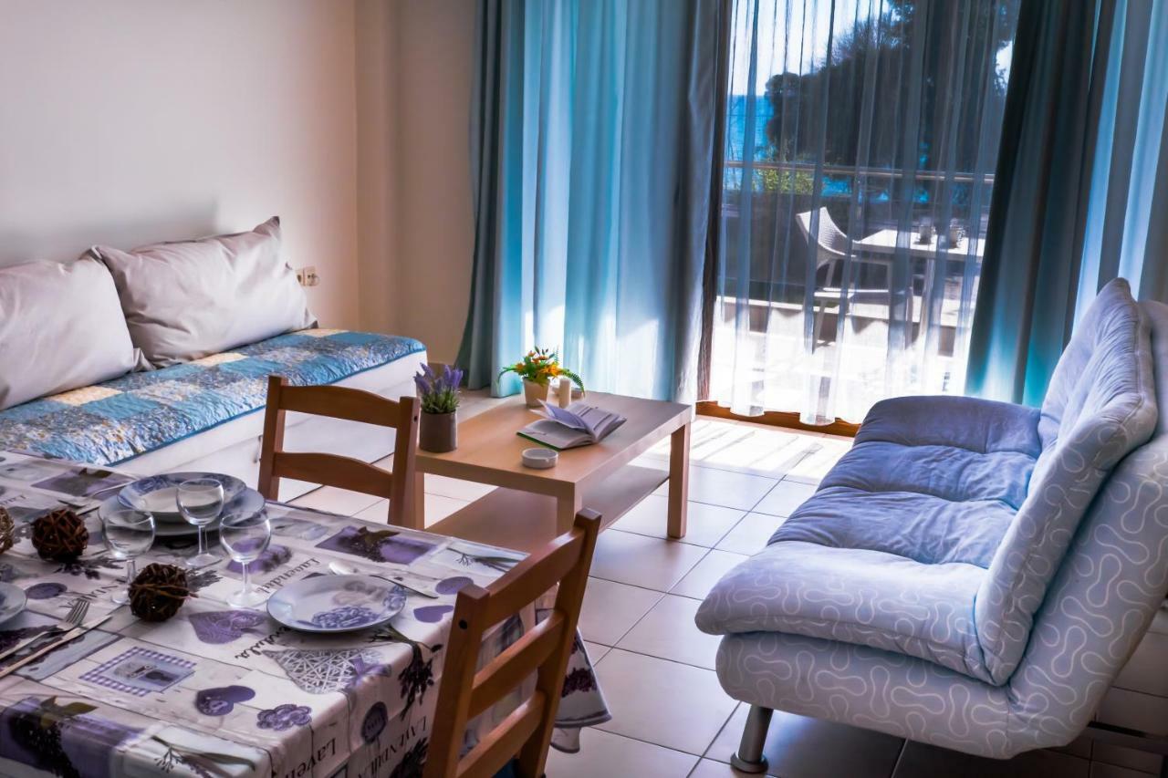 Elia Apartments - Nea Triglia Beach Nea Plagia Bagian luar foto