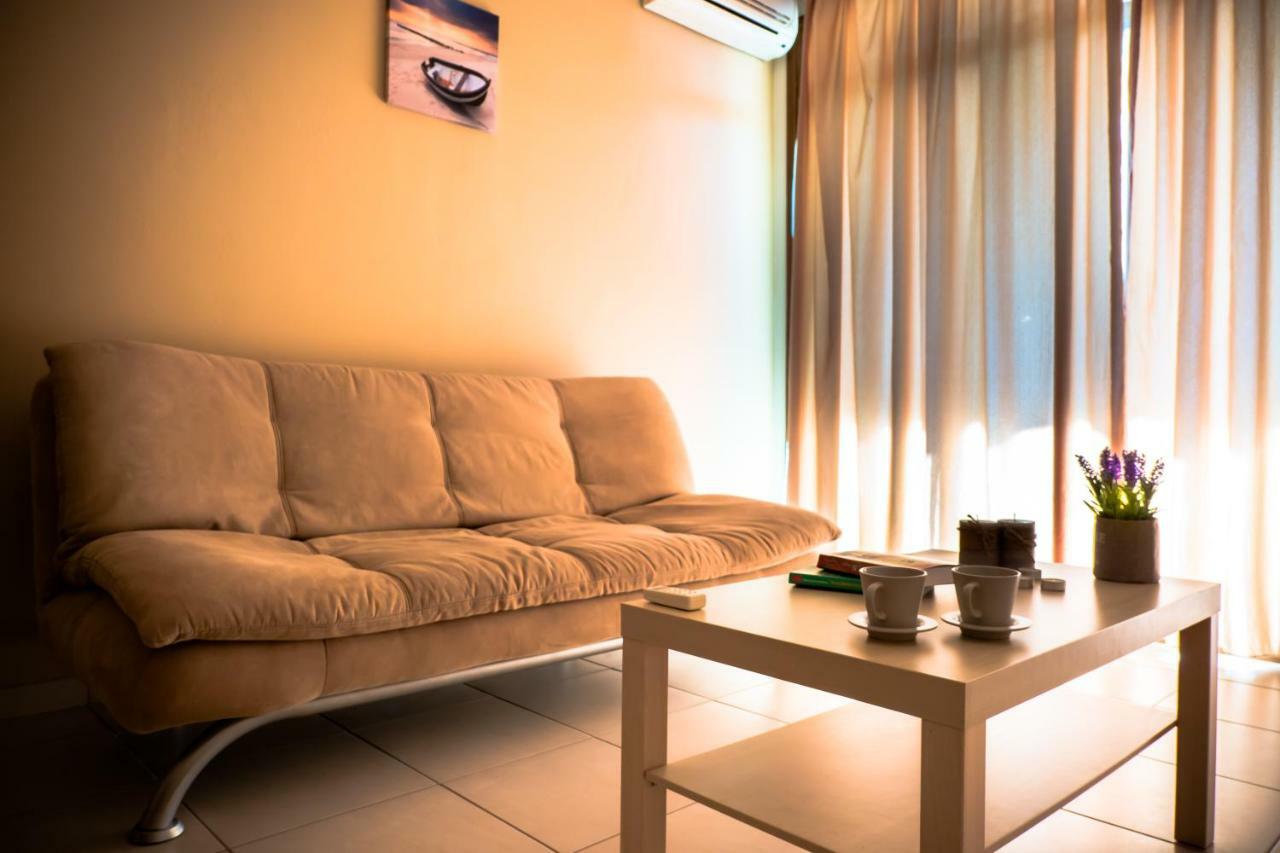 Elia Apartments - Nea Triglia Beach Nea Plagia Bagian luar foto